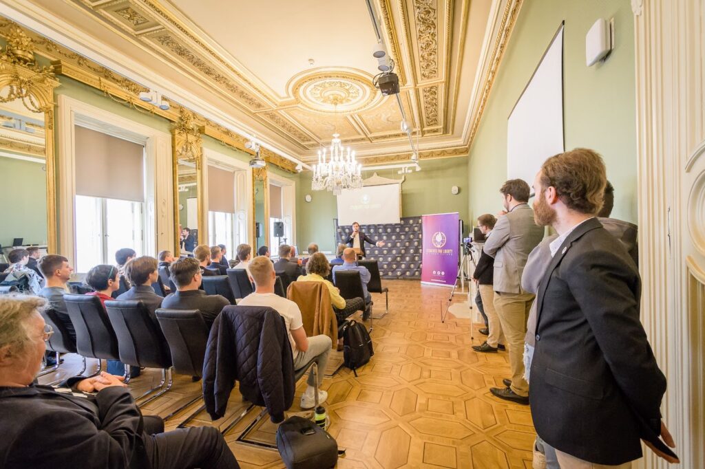 The Students For Liberty CZ team celebrated the publication with a special launch conference